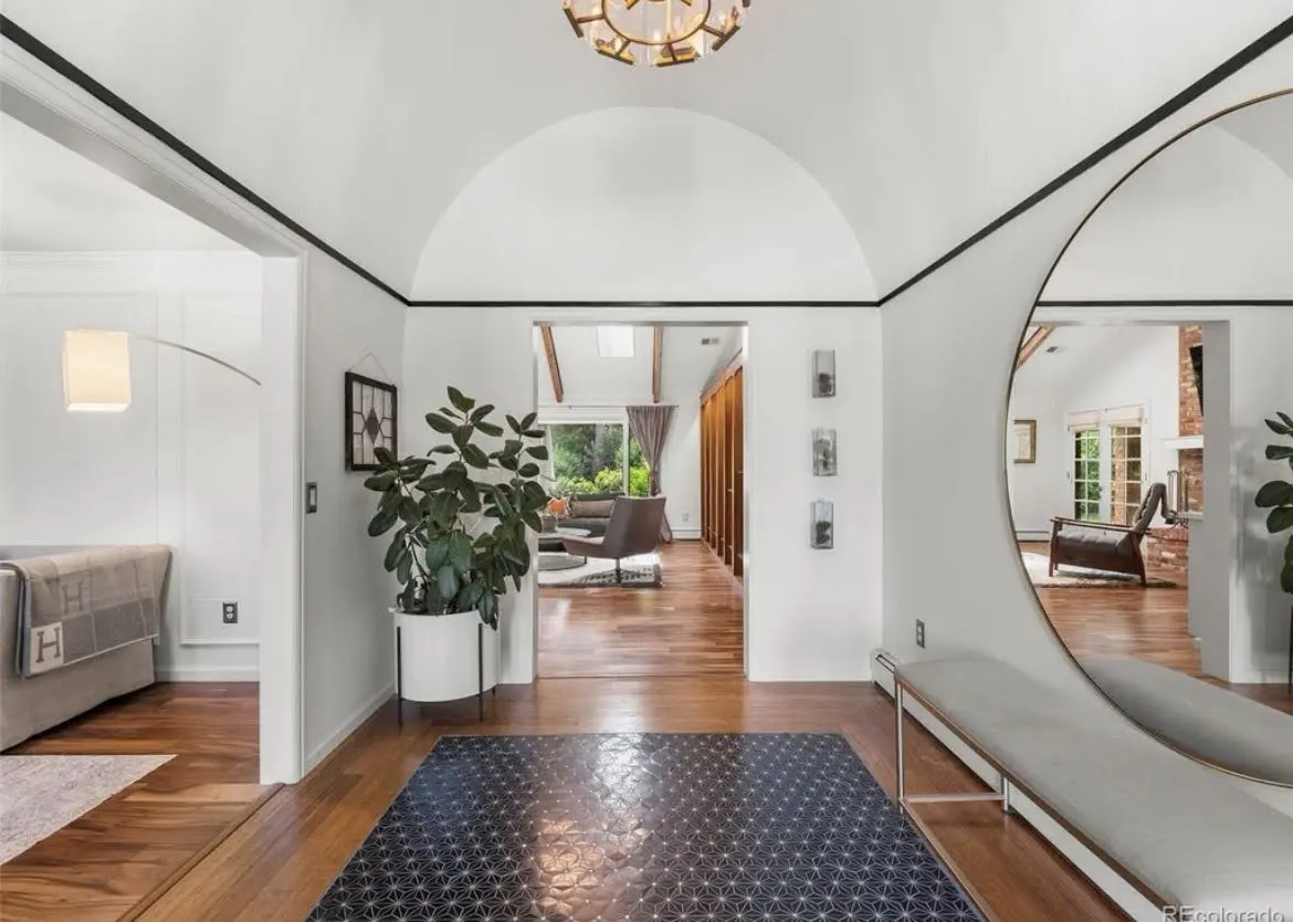 Denver painters Accent Painting freshly painted white interior foyer barrel vault ceiling